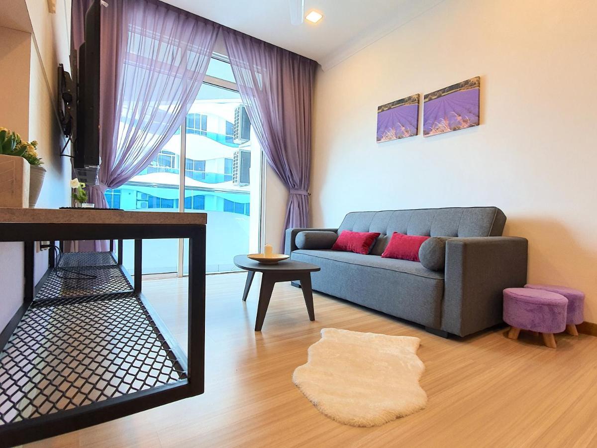 The Wave Aparthotel