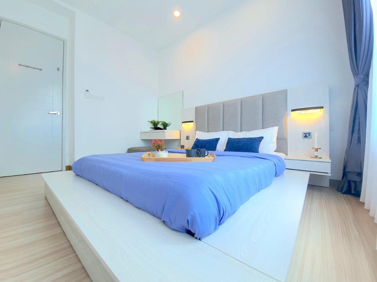 The Wave Aparthotel *