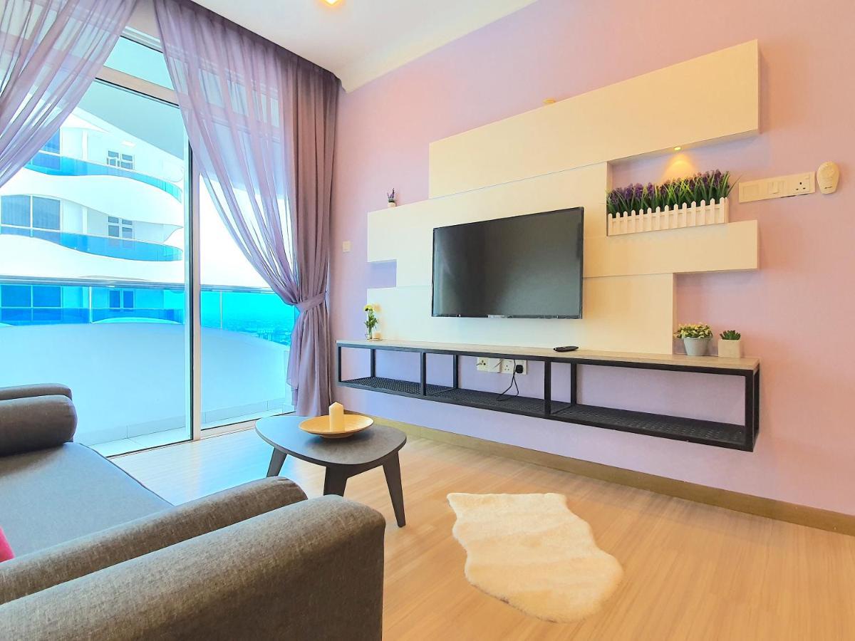 The Wave Aparthotel